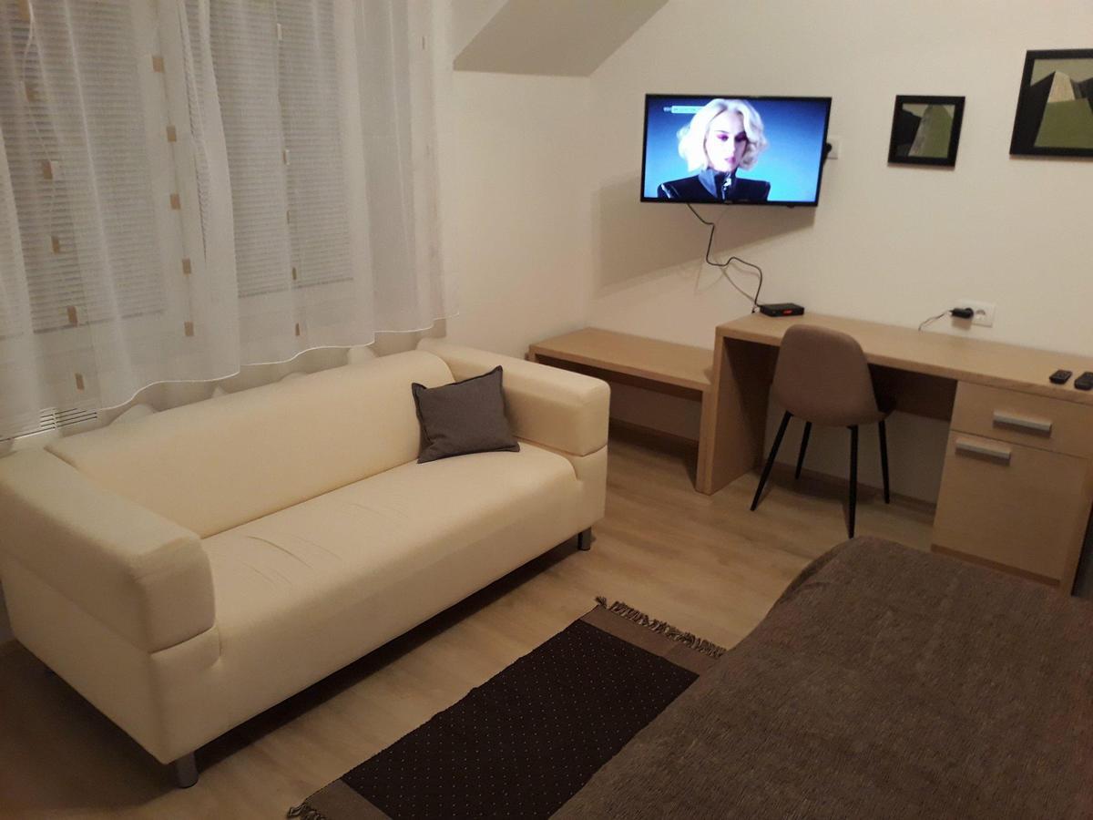 سومبور Apartment Masic المظهر الخارجي الصورة